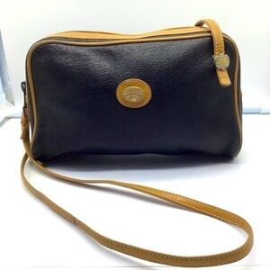 GUCCI Plus vintage black leather crossbody bag